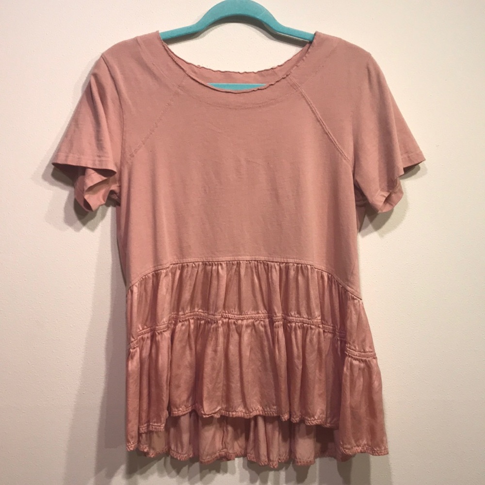 🌸Anthropologie Pink Peplum Tee🌸